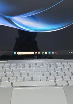 Photo - New Laptop HP Pavilion 15 16GB Intel Core I5 SSD 1T