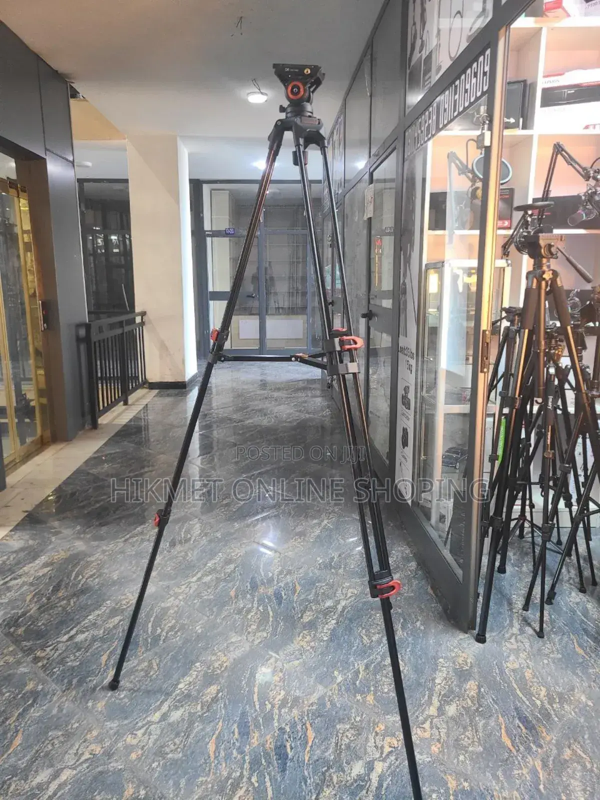 Coman Video Tripod