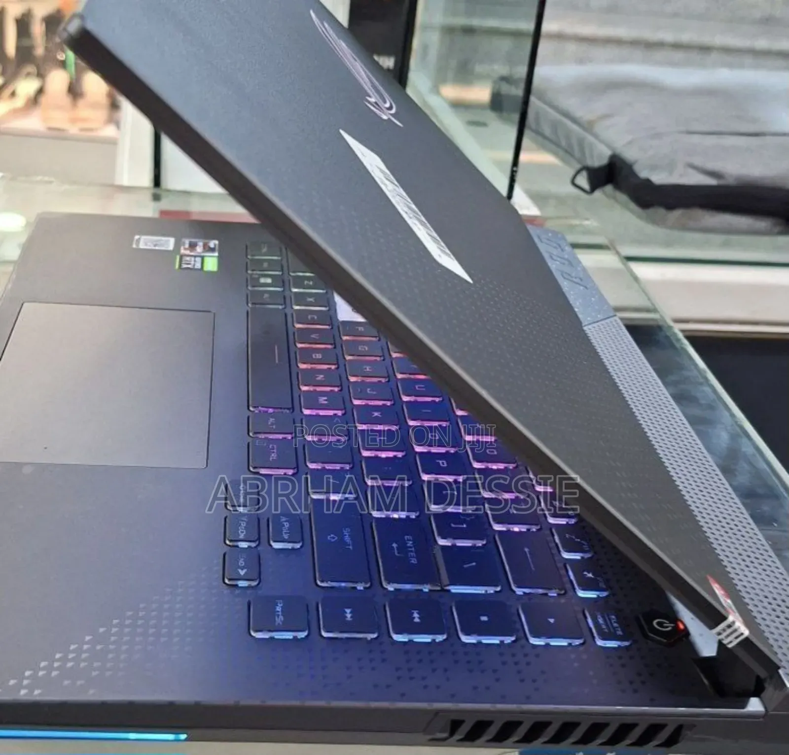 New Laptop Asus 16GB AMD Ryzen 7 SSD 1T