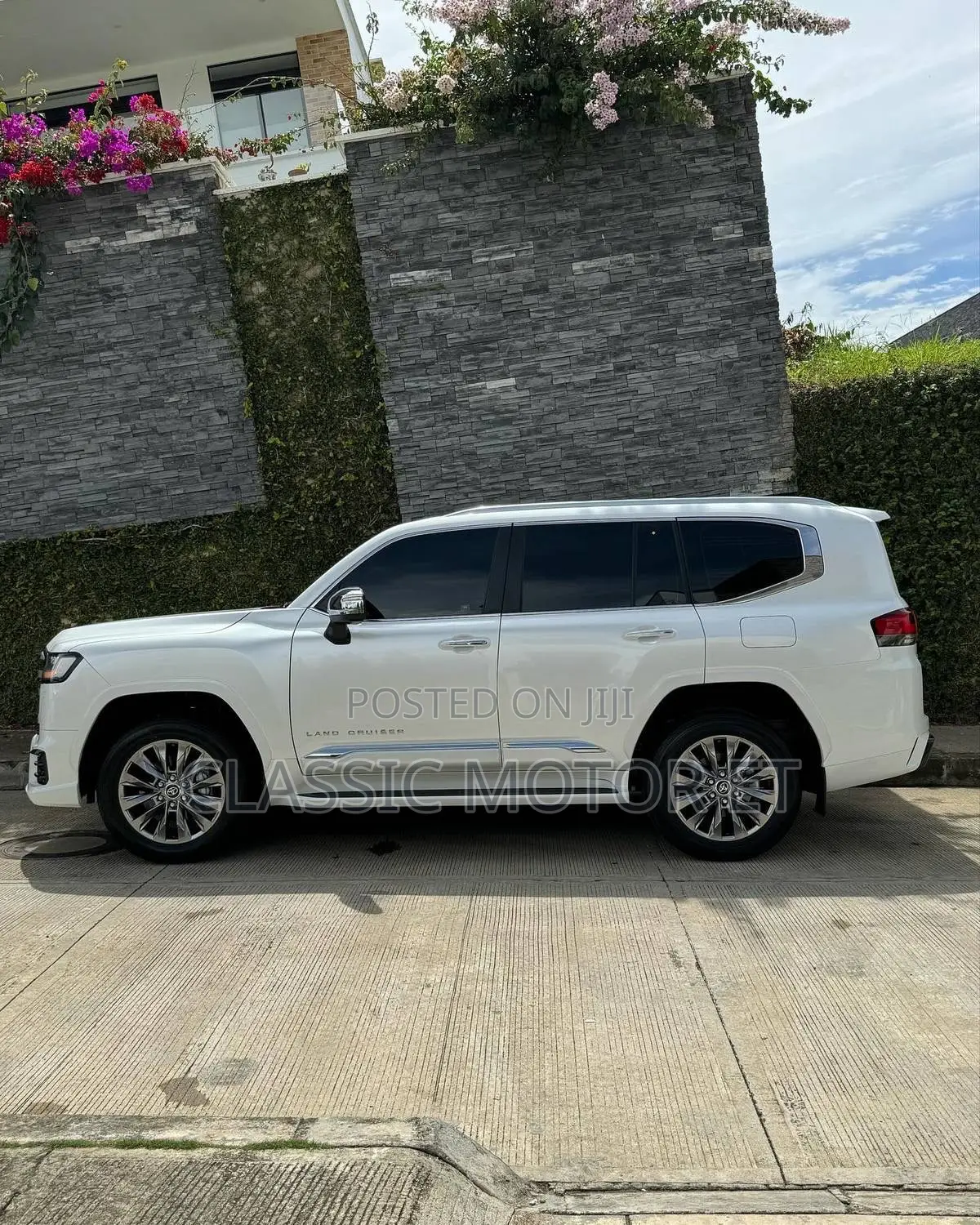 New Toyota Land Cruiser 2024 White