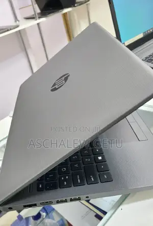 New Laptop HP Stream Notebook 4GB Intel Core I5 HDD 1T