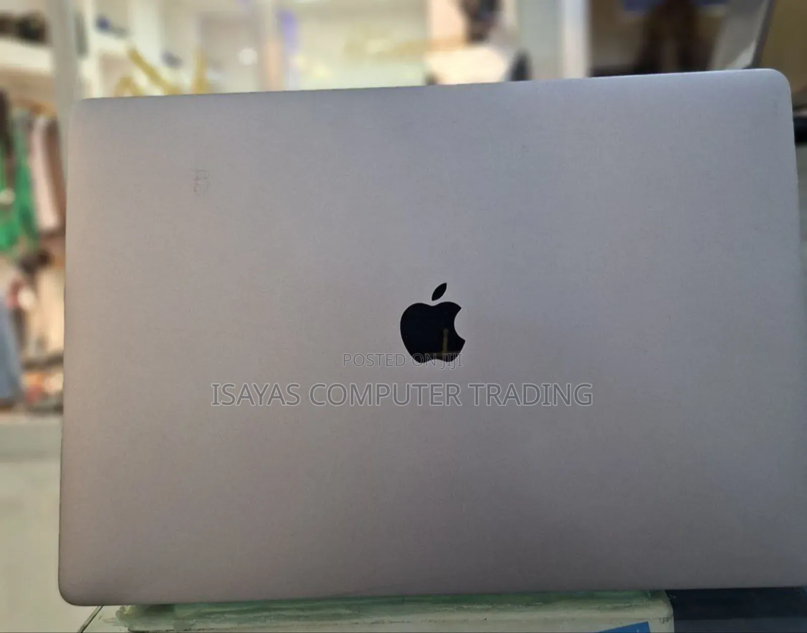 New Laptop Apple MacBook 2019 32GB Intel Core I9 SSD 1T