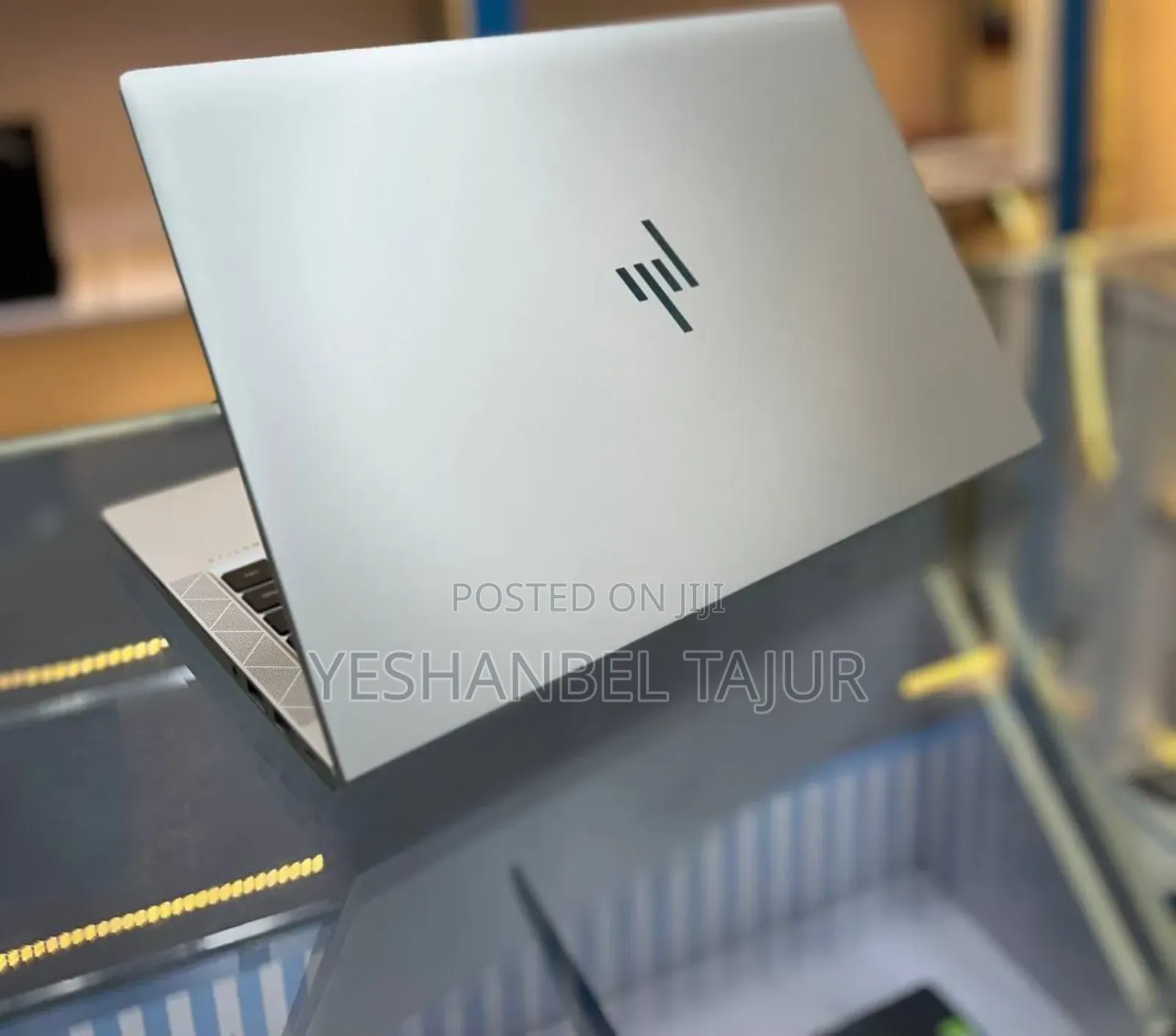 New Laptop HP EliteBook 1040 G8 16GB Intel Core I7 SSD 512GB