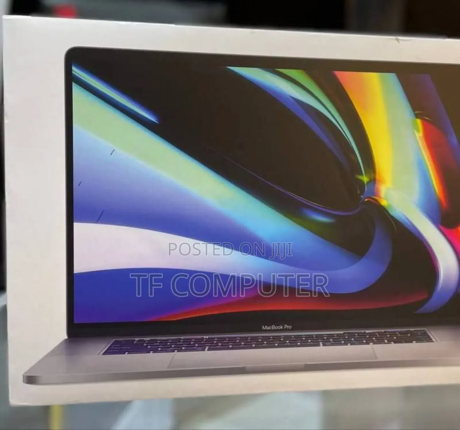 New Laptop Apple MacBook Pro M1 32GB Apple M1 Pro SSD 1T