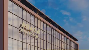 ብዙ የተነገረላት ፒያሳ በ አራዳዎቹ መንደር ላይ የንግድ ሱቆችን የግሎ ያድርጉ!