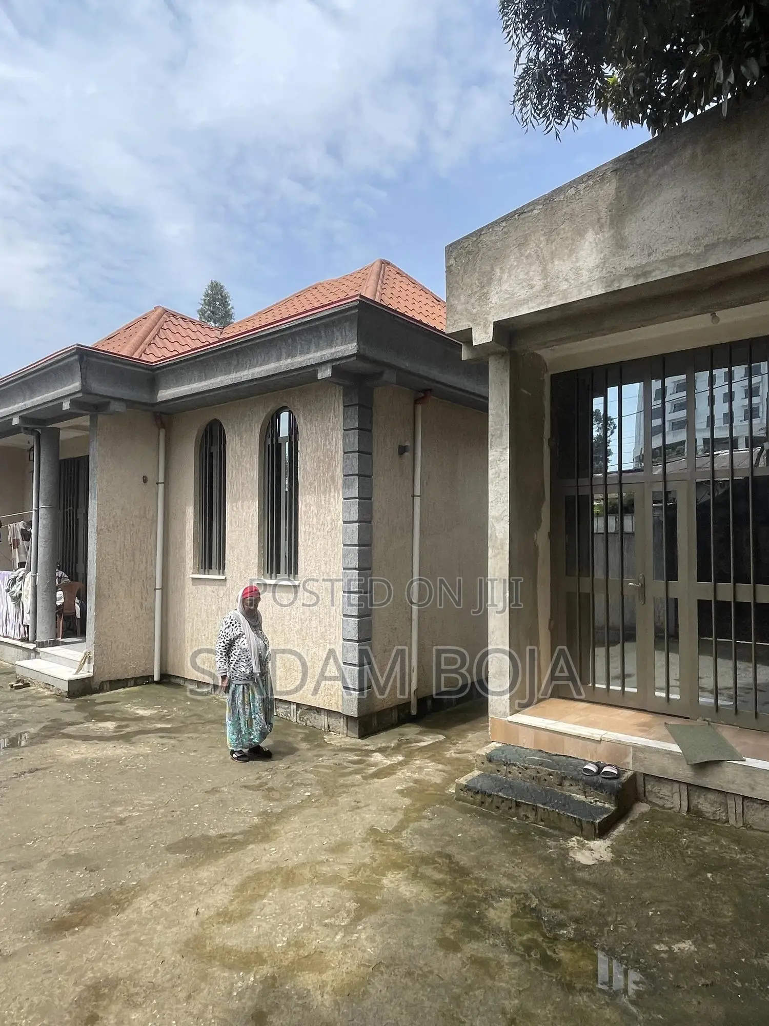 3bdrm Villa in Owners, Gullele for sale