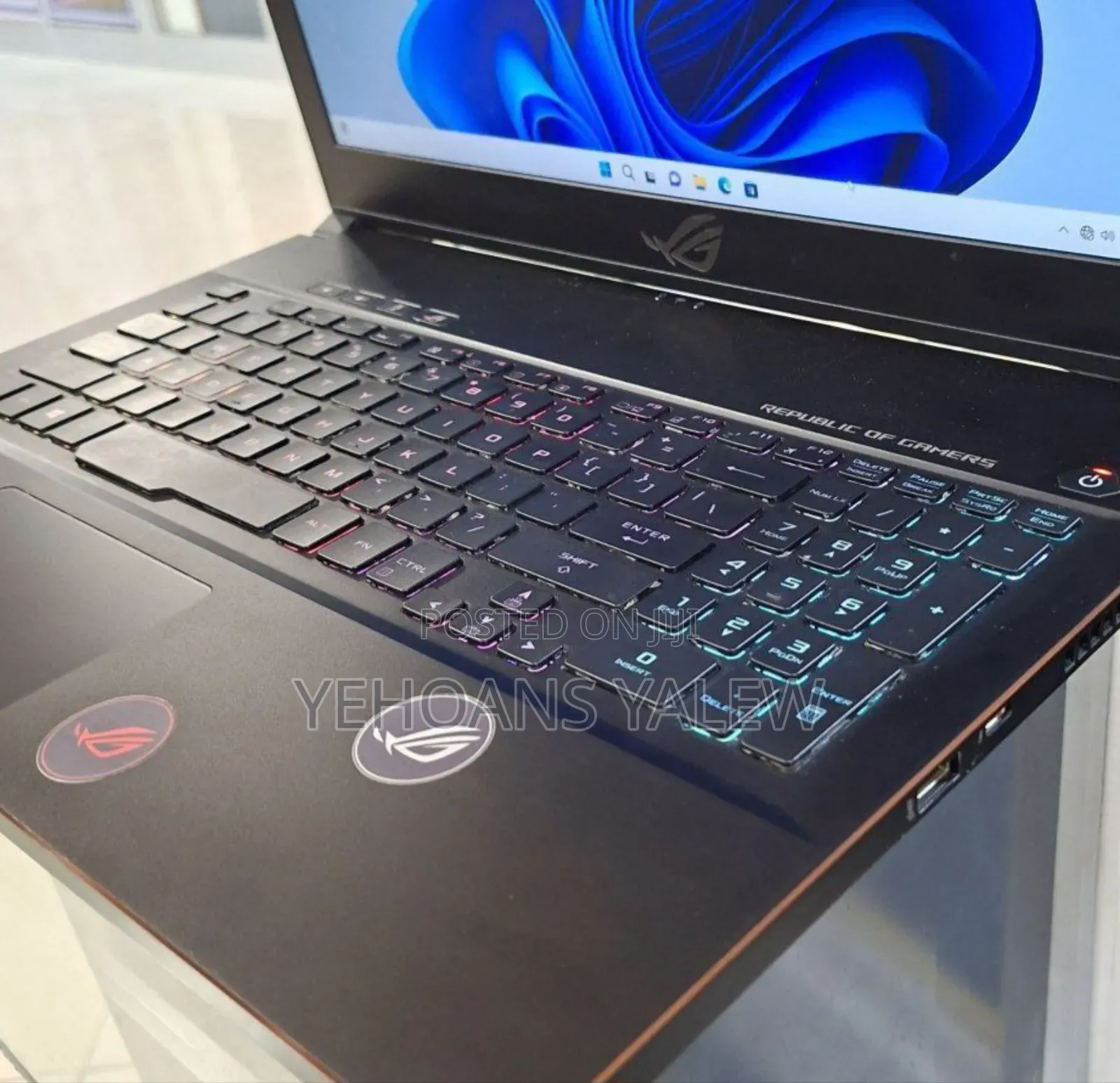 New Laptop Asus ROG Zephyrus G15 16GB Intel Core I7 SSD 1T