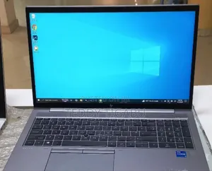 New Laptop HP 16GB Intel Core I7 SSD 512GB