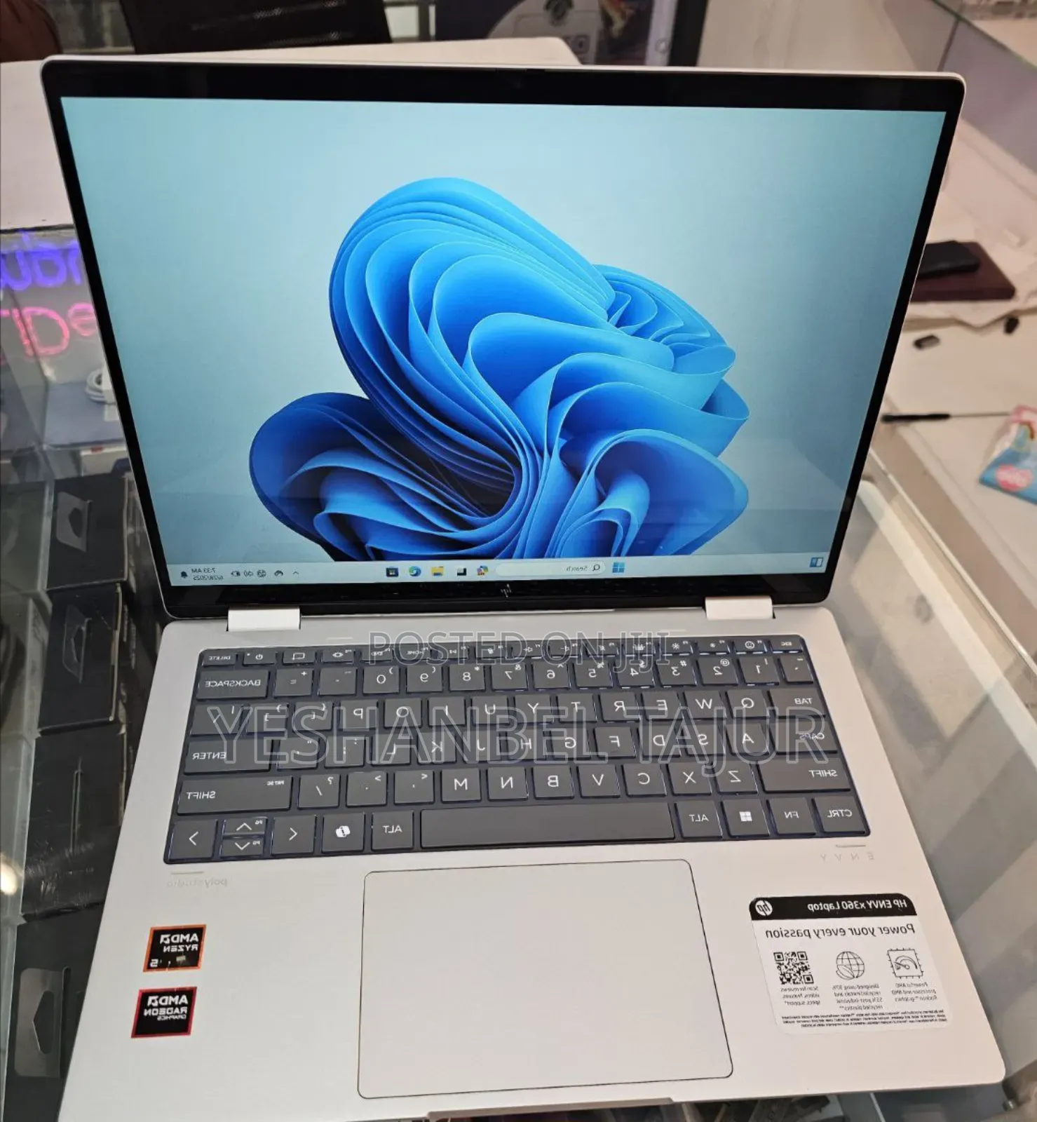 New Laptop HP Envy 4 16GB AMD Ryzen 5 SSD 512GB