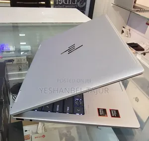 New Laptop HP Envy 4 16GB AMD Ryzen 5 SSD 512GB