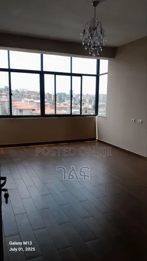 3bdrm Apartment in ፊጋ ኖህ ሪልስቴት 151, Bole for sale