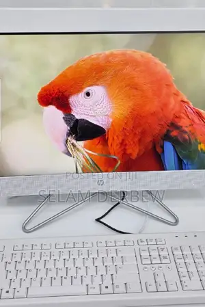 Photo - New Desktop Computer HP AiO 24 8GB Intel Core I3 HDD+SSD 256GB