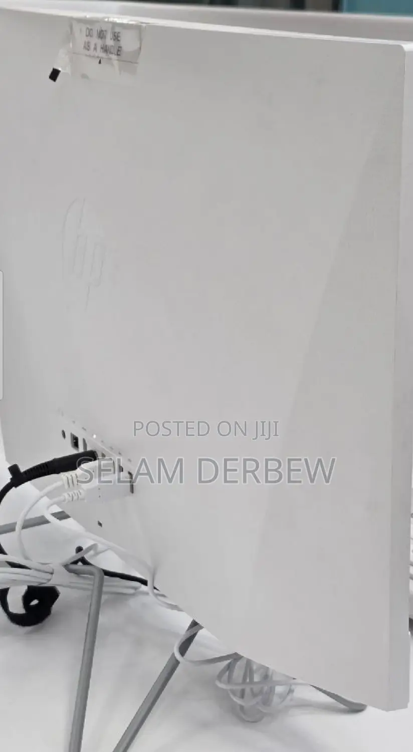 New Desktop Computer HP AiO 24 8GB Intel Core I3 HDD+SSD 256GB