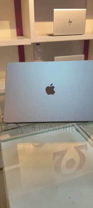 New Laptop Apple MacBook Pro 2021 M1 16GB Apple M1 Pro SSD 1T