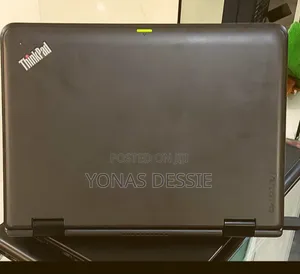 Laptop Lenovo Yoga 11e 4GB Intel Celeron HDD 500GB