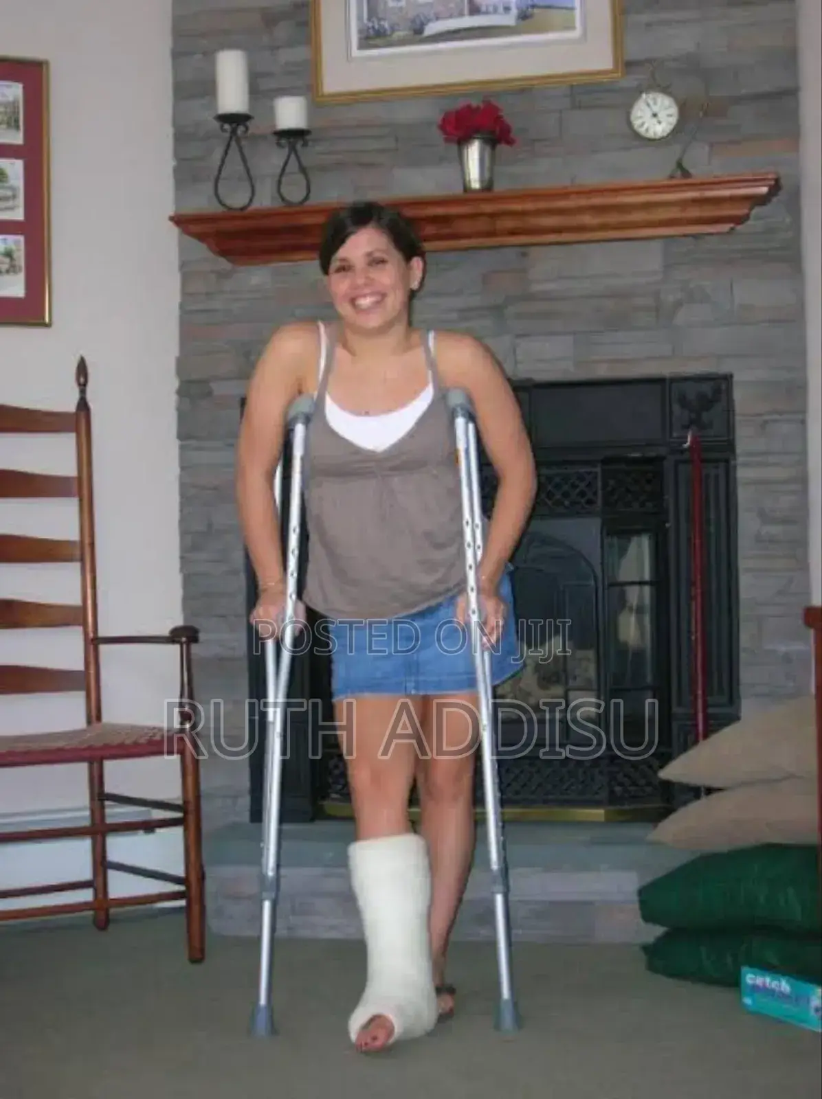 Pair New Packed Left And Right Crutches坂我crutches死者crutches