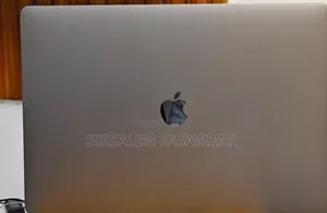 New Laptop Apple MacBook Pro 16GB Intel Core I7 SSD 512GB