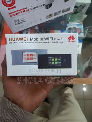 Photo - Huawei Touch Screen Portable Wireless Router