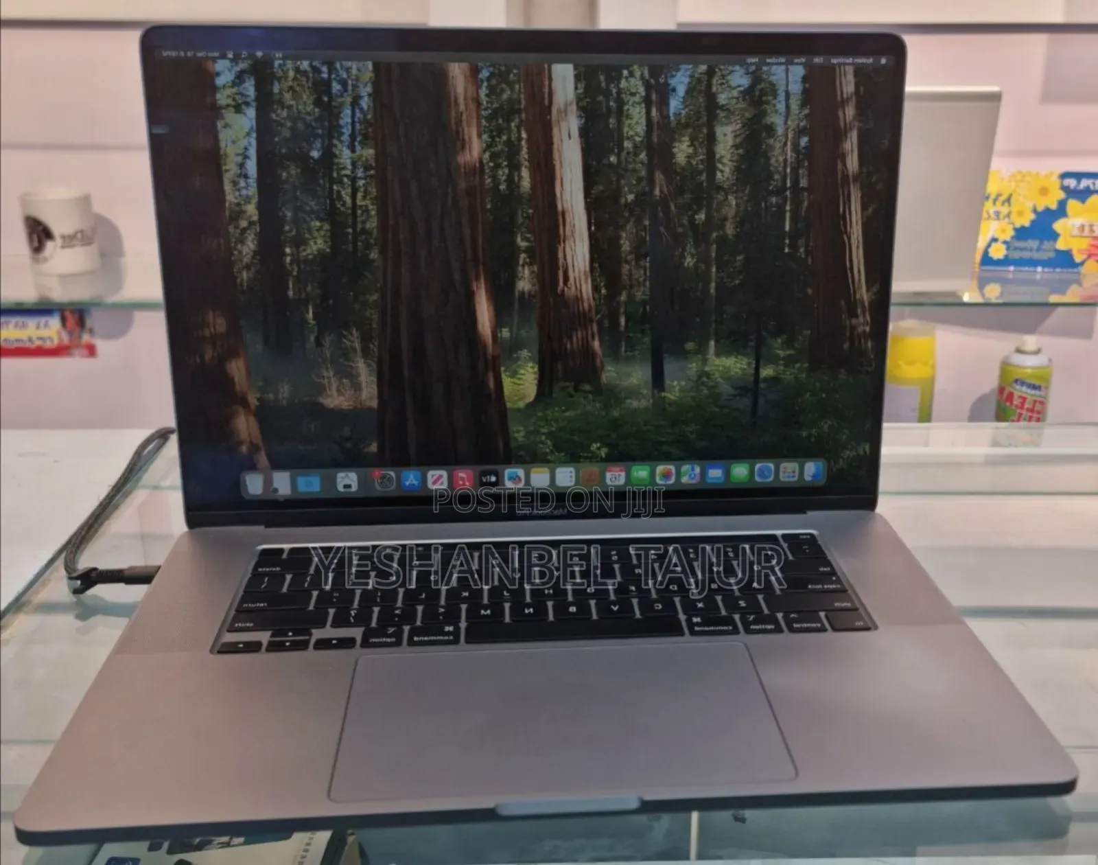 New Laptop Apple MacBook Pro 2019 32GB SSD 1T