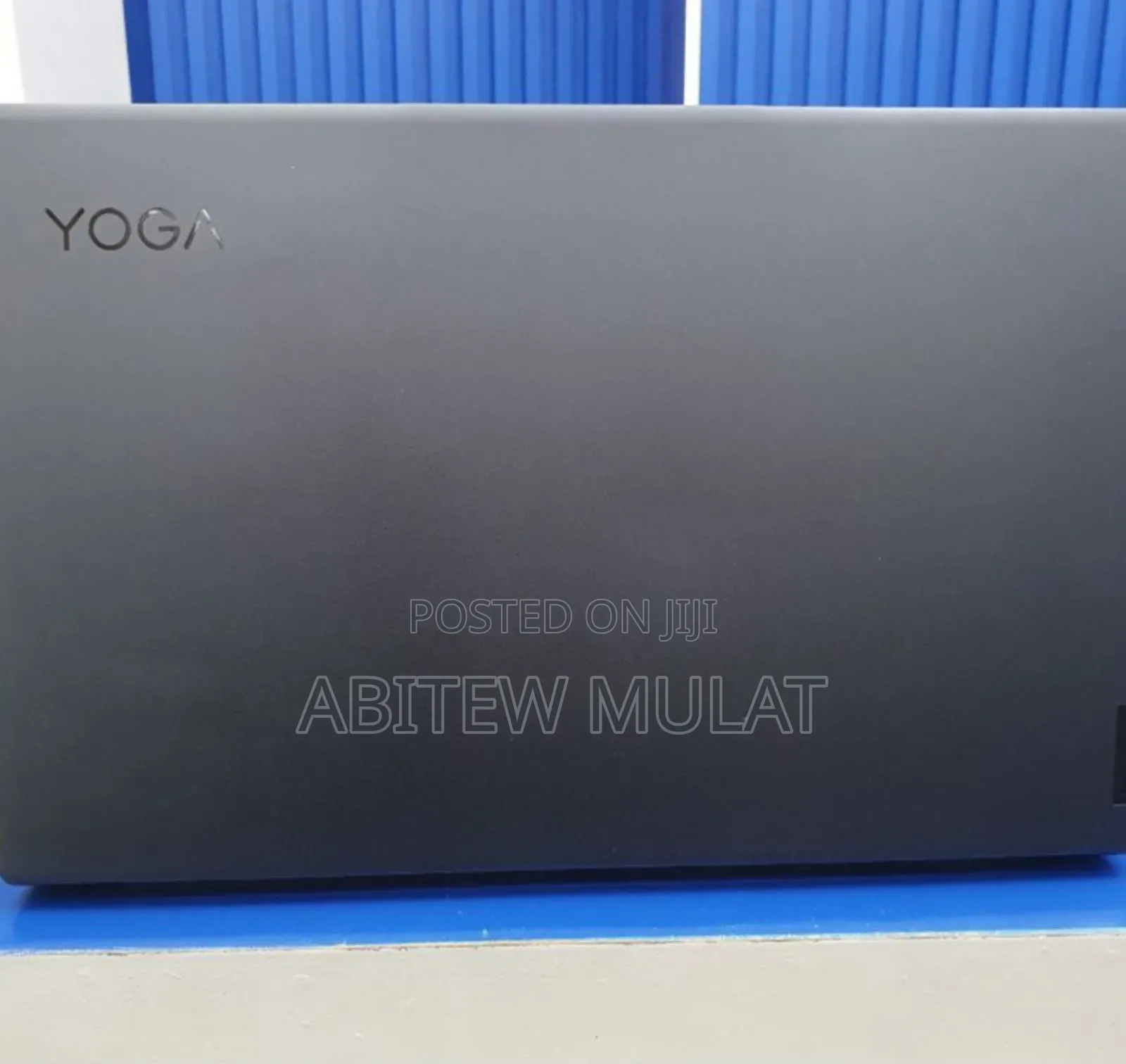 New Laptop Lenovo Yoga 700 16GB AMD Ryzen 7 SSD 1T