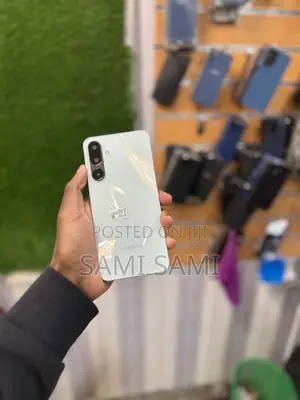 Photo - Samsung Galaxy M16 128 GB