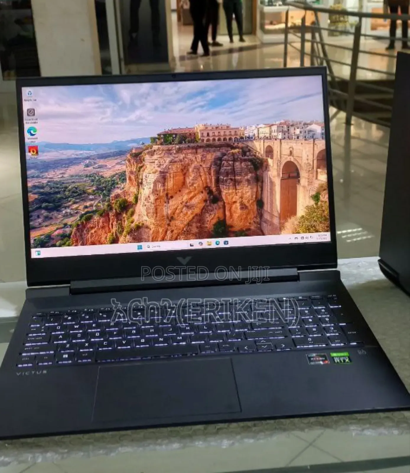 New Laptop HP Victus 15 16GB AMD Ryzen 7 SSD 512GB