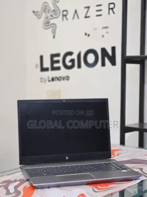 New Laptop HP ZBook Studio G5 16GB Intel Core I5 SSD 256GB