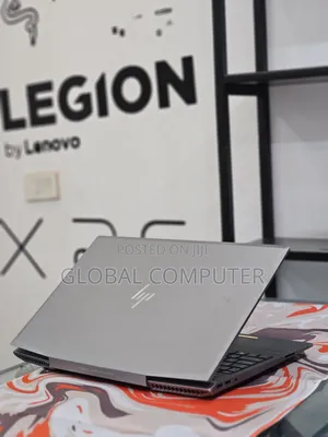New Laptop HP ZBook Studio G5 16GB Intel Core I5 SSD 256GB
