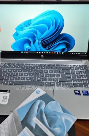 New Laptop HP Stream Notebook 16GB Intel Core Ultra 7 SSD 512GB