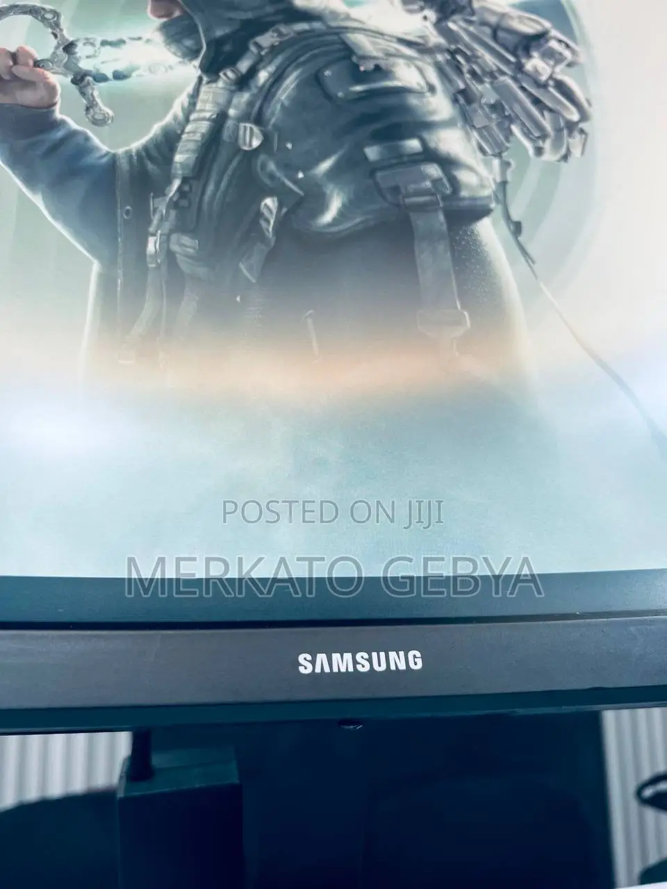 Samsung 32-Inch Curved Gaming Monitor – 144hz Refresh Rate