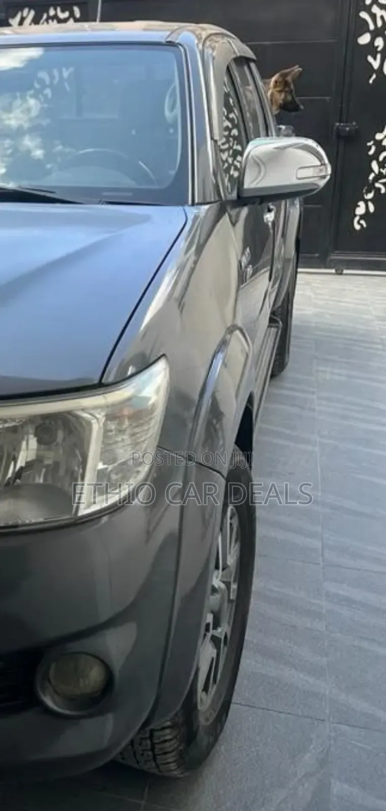 Toyota Hilux 2012 Black