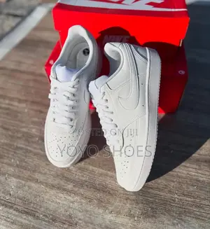 Nike Court