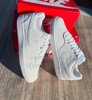 Nike Court