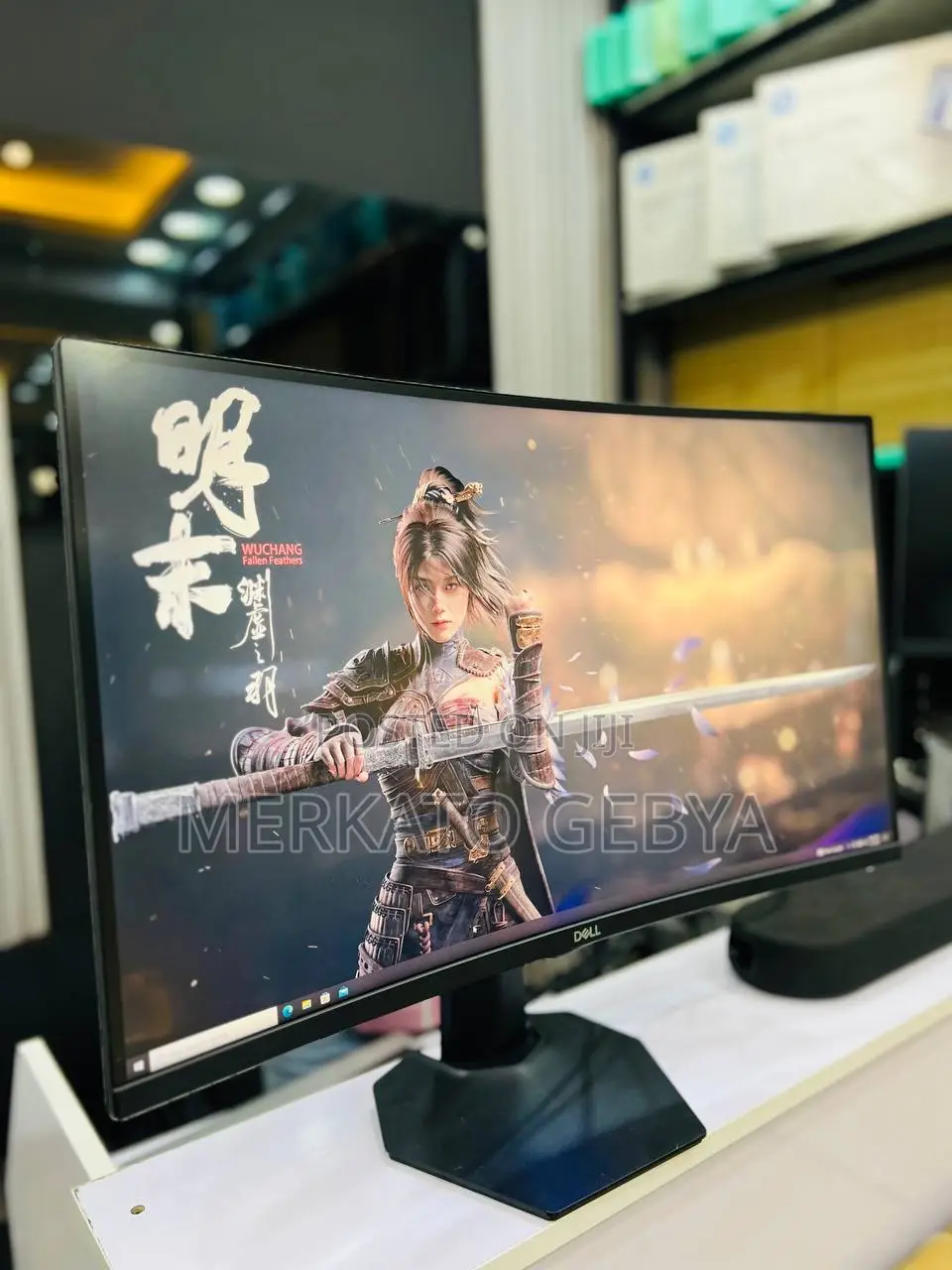  Dell 27-Inch Curved Gaming Monitor – 144hz Refresh Rate 