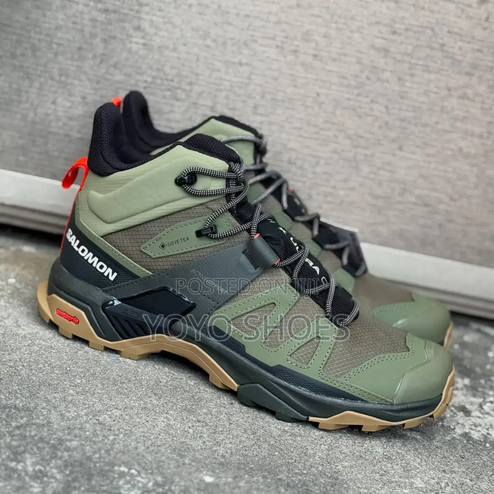 Solomon Sneaker