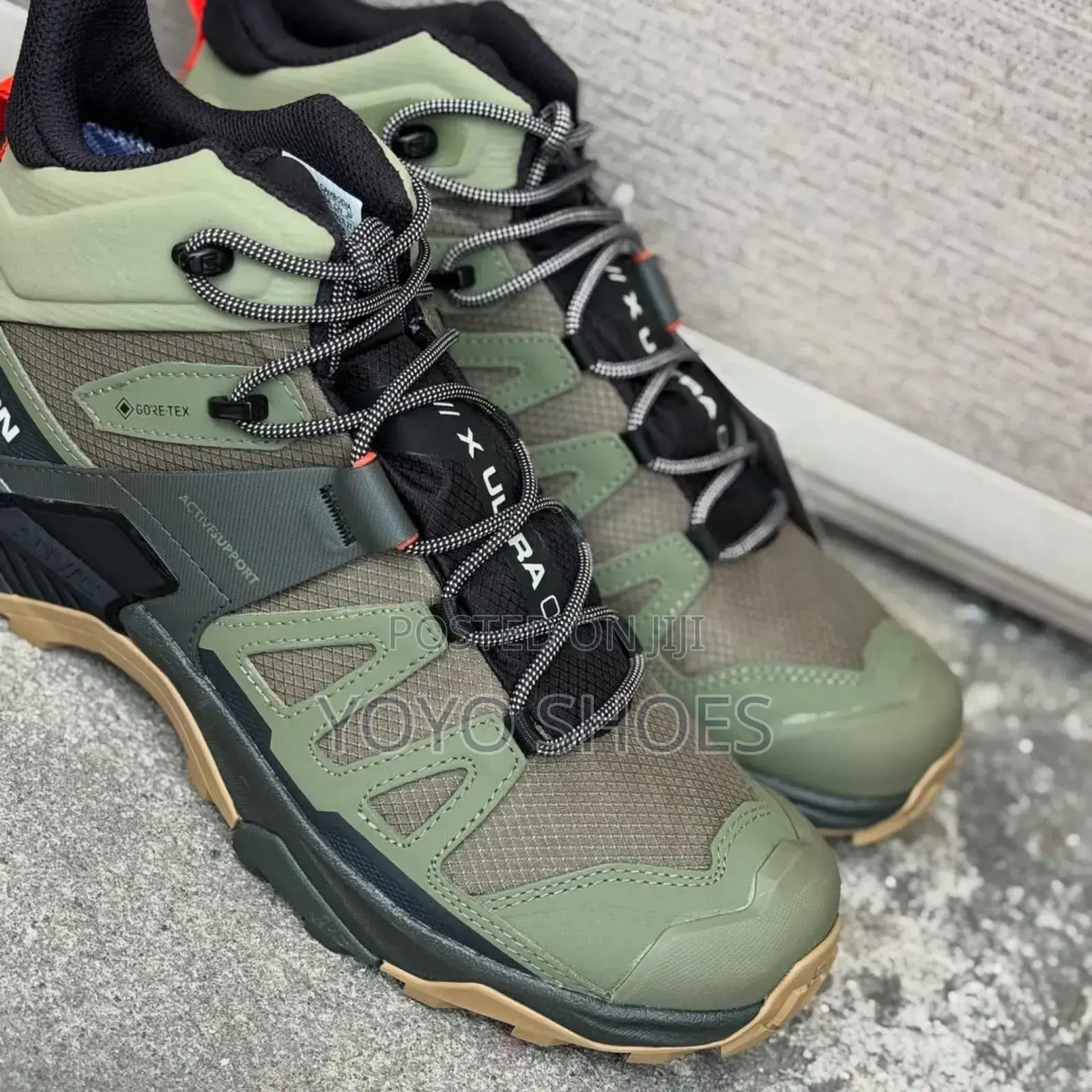 Solomon Sneaker