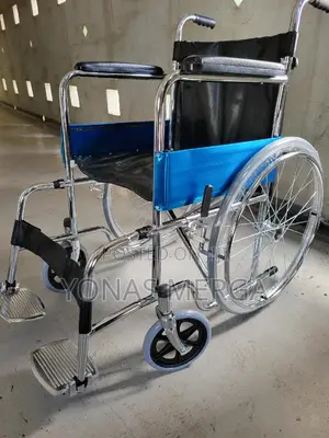 Normal Wheelchair灯好wheelchair٥么leatherette Seat and Backrest