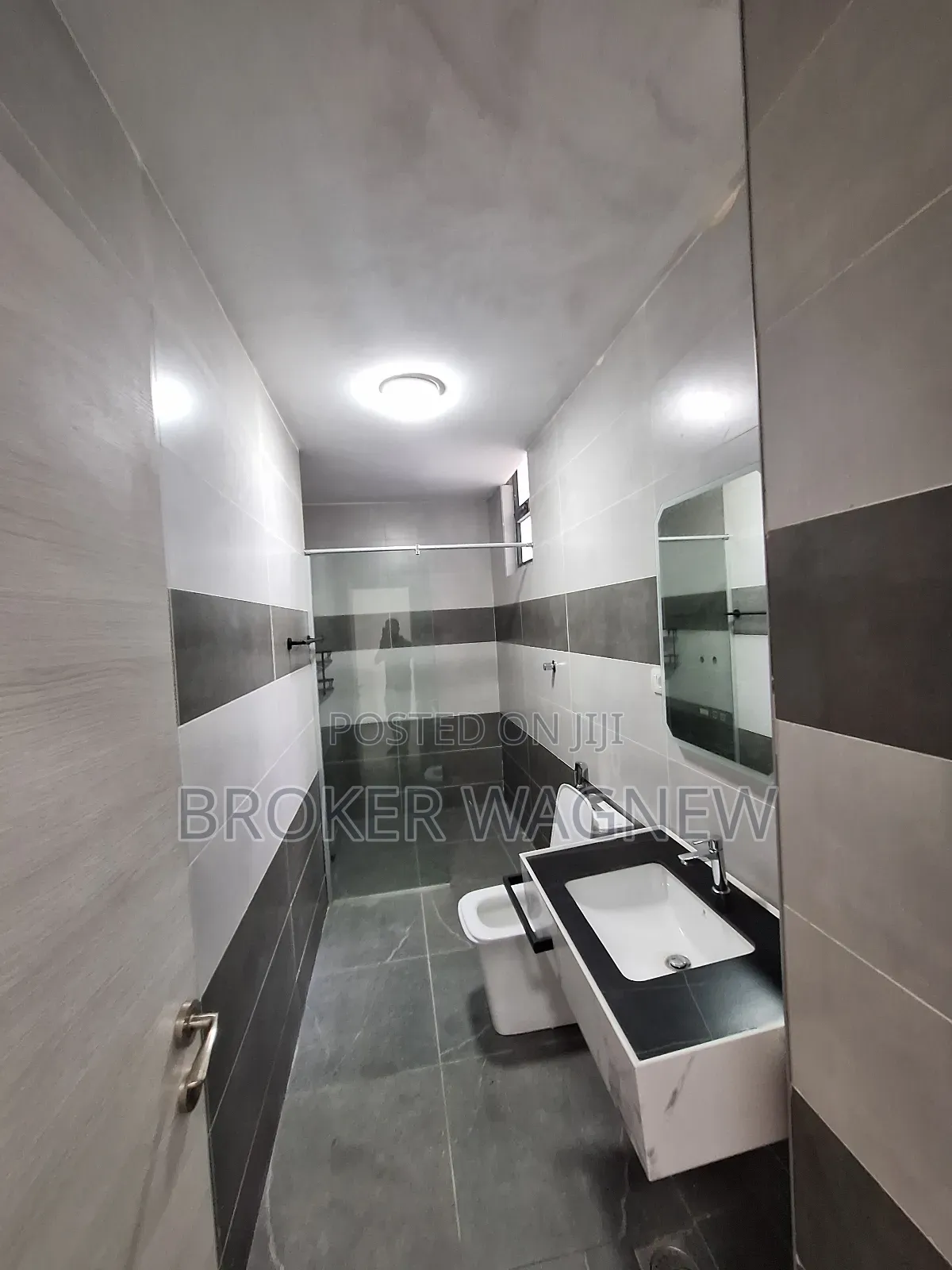 3bdrm Apartment in Bole for sale