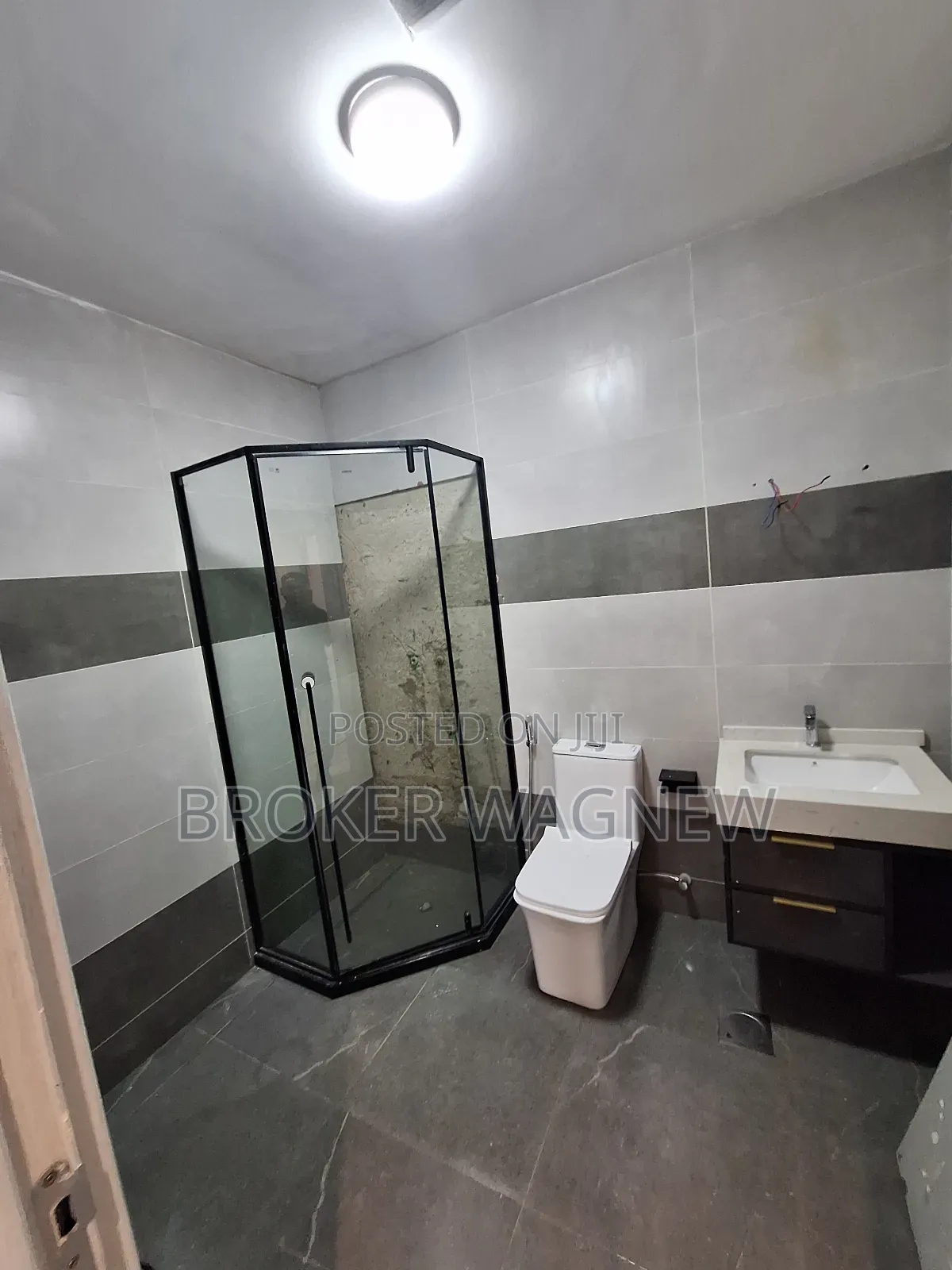 3bdrm Apartment in Bole for sale