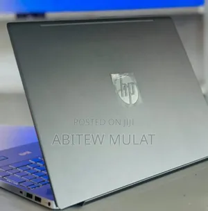 New Laptop HP Pavilion 15 8GB Intel Core i7 SSD 512GB