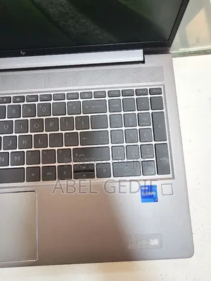 New Laptop HP Zbook Studio G7 32GB Intel Core I7 SSD 1T