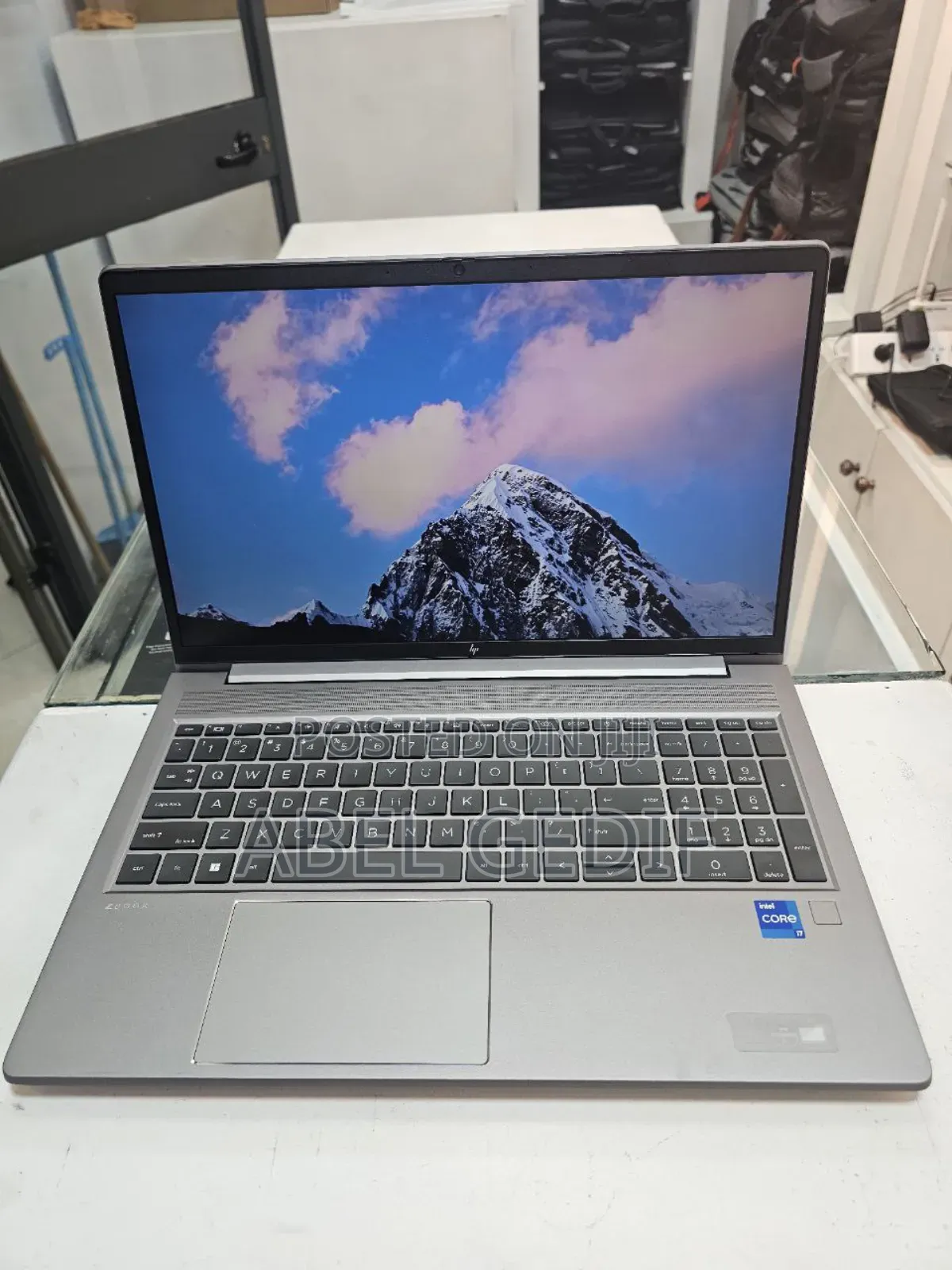 New Laptop HP Zbook Studio G7 32GB Intel Core I7 SSD 1T