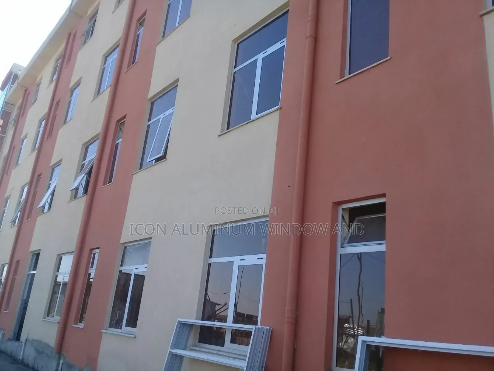 የ አልሙኒየም እና መስታወት ስራዎች / Aluminum and Glass Work