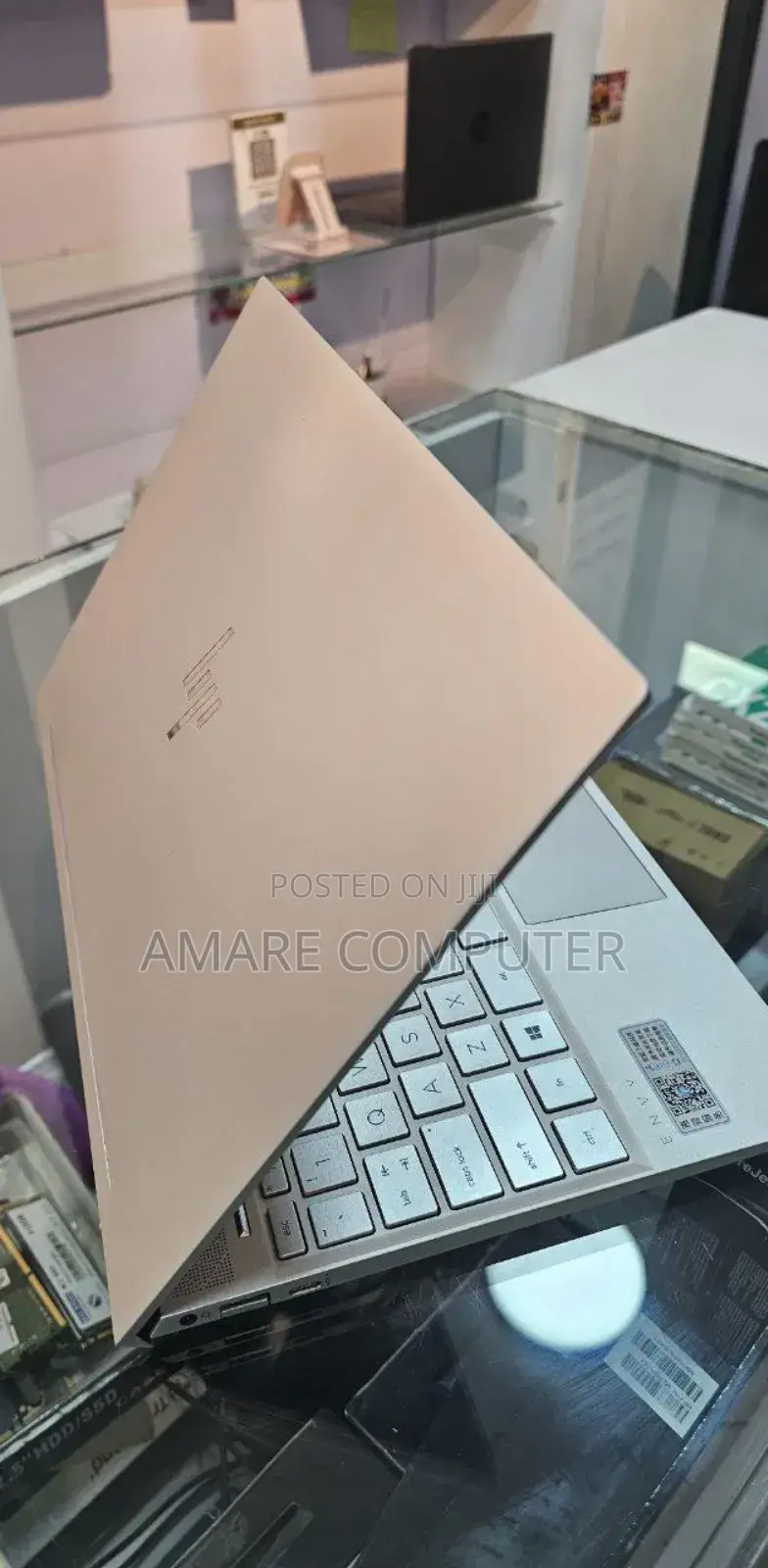 New Laptop HP Envy X360 8GB Intel Core I5 SSD 1T