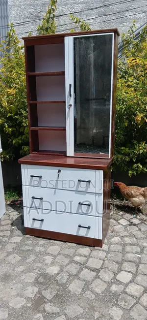 Photo - Dressing Drawers