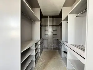 3bdrm Apartment in Bole for sale