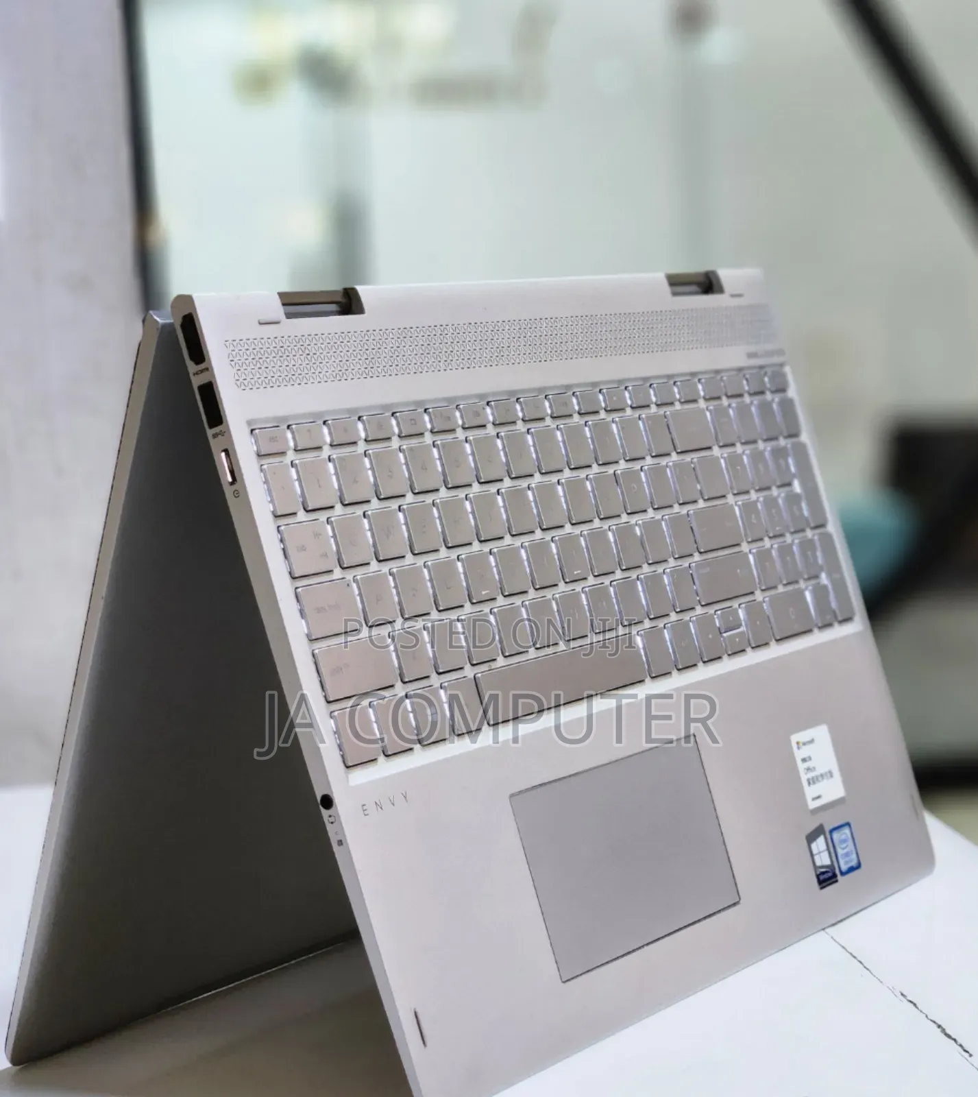 New Laptop HP Envy X360 20GB Intel Core I7 SSD 512GB