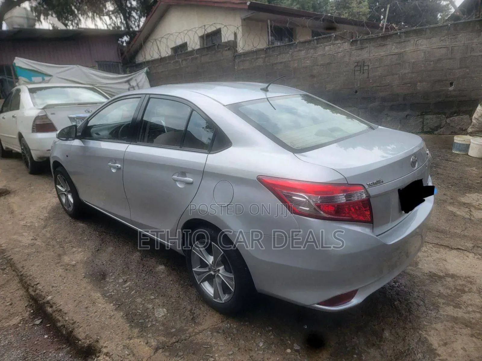 Toyota Yaris 2014 Silver