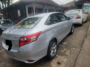 Toyota Yaris 2014 Silver