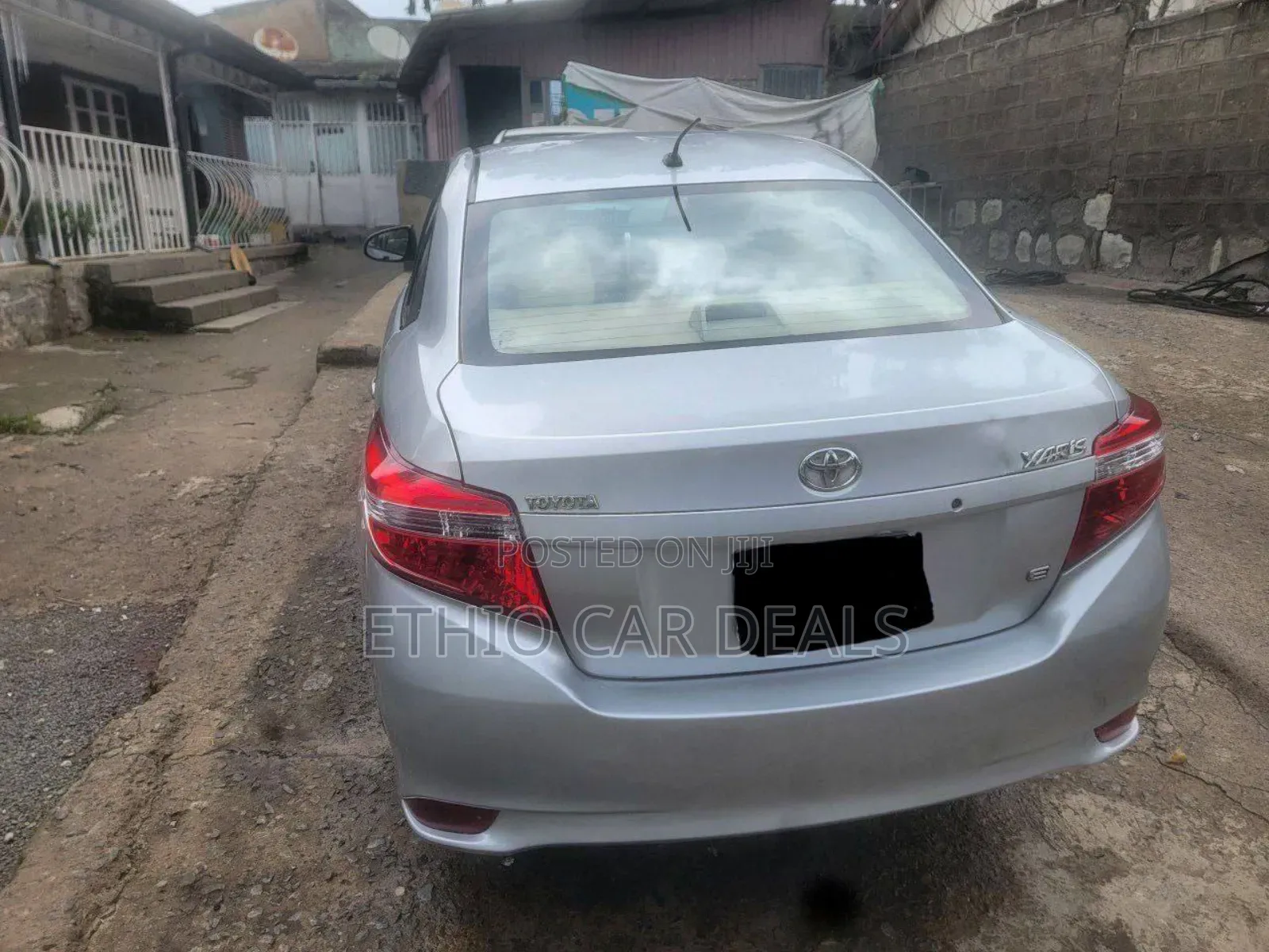 Toyota Yaris 2014 Silver